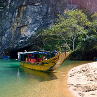 Phong Nha Cave