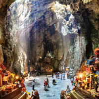 Tour Mien Trung Gia Dinh Ngu Hanh Son