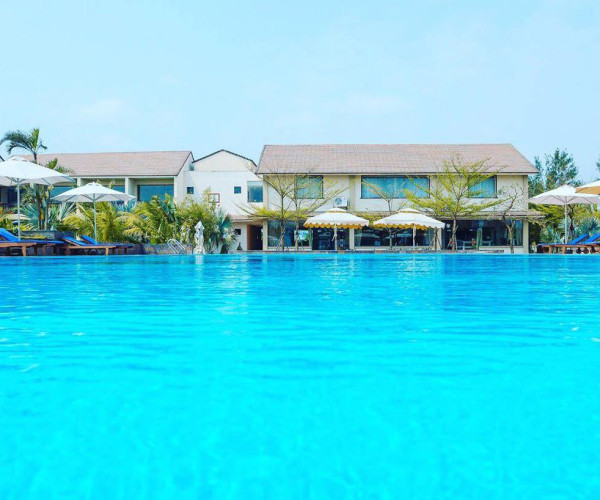 Bao Ninh Beach Resort