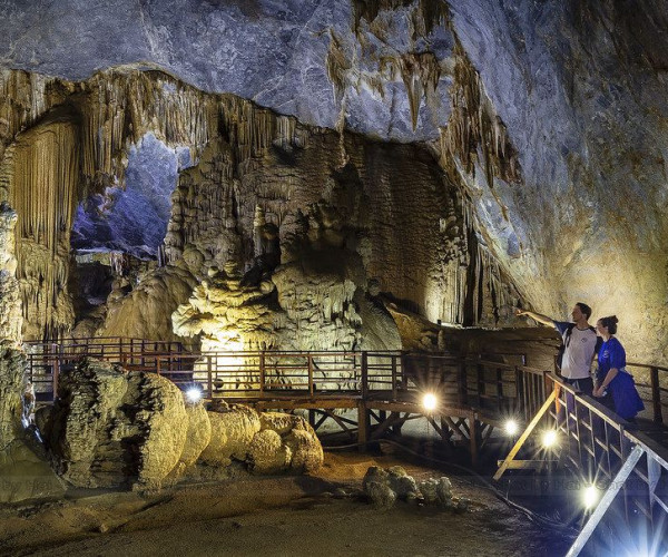 Tour Phong Nha Con Co 2