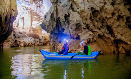 Tour du lịch Quảng Bình 3 ngày 2 đêm – Chèo thuyền kayak khám phá chiều sâu bí ẩn động Phong Nha 4500m
